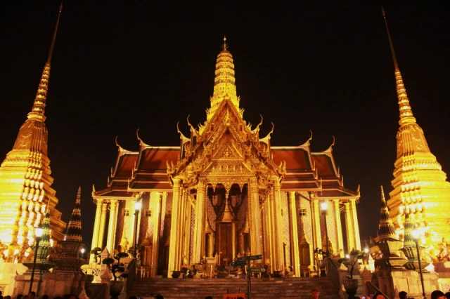  วัดพระแก้ว 11